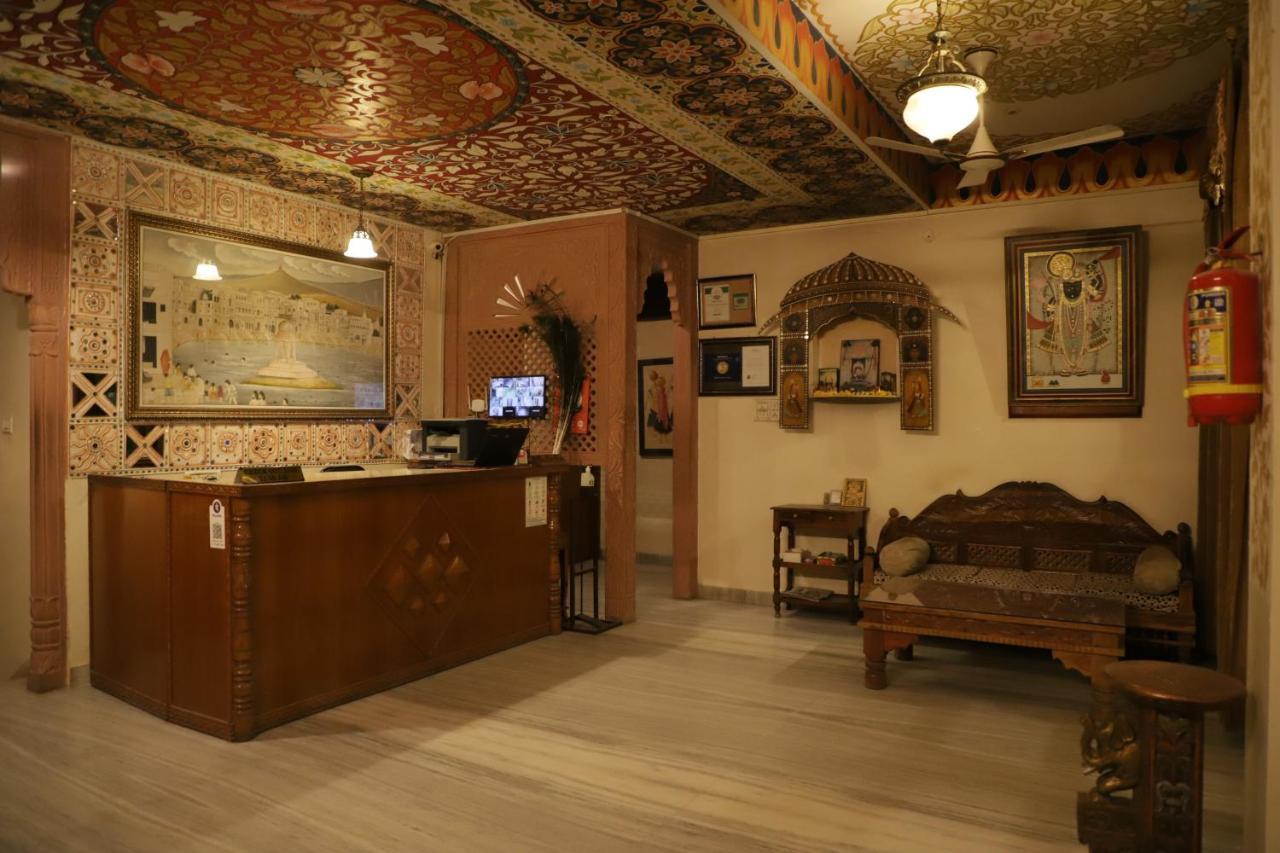 Teerth Palace Puskár Kültér fotó