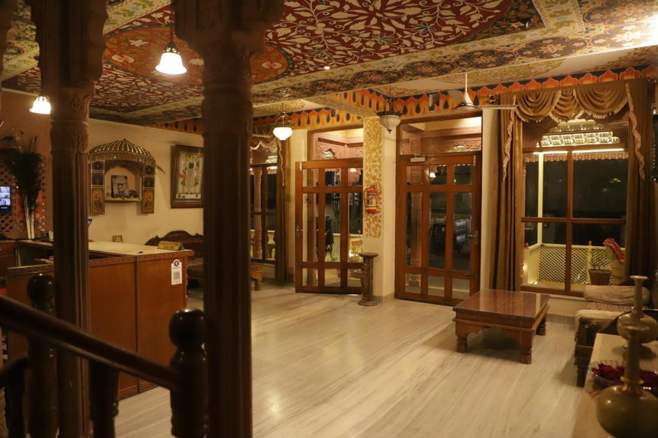Teerth Palace Puskár Kültér fotó