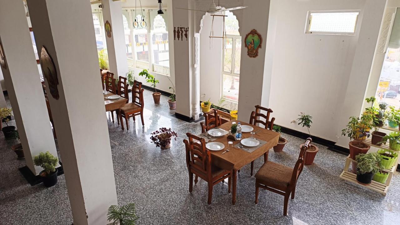 Teerth Palace Puskár Kültér fotó
